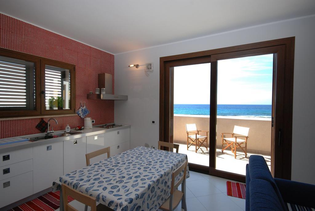 Terrazza Sul Mare Apartment ตราปานี ห้อง รูปภาพ